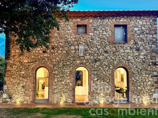 Casa di campagna, classe energetica A4, nei pressi di Roccas. 277m² Roccastrada