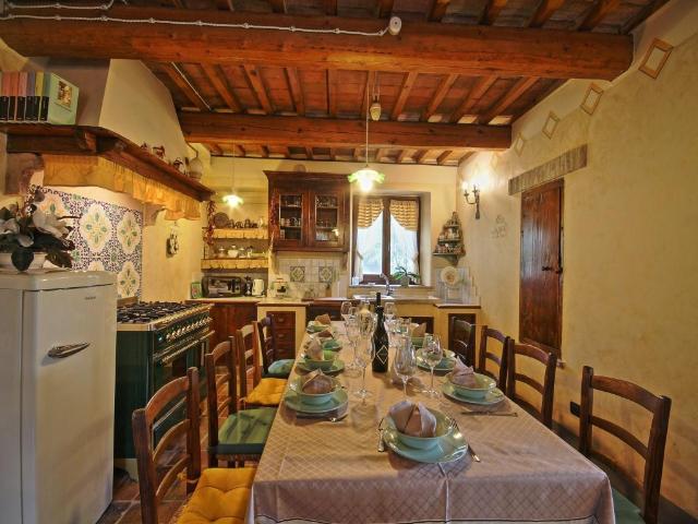 Casa di campagna situata a due passi da una splendida citta 230m² Mondavio