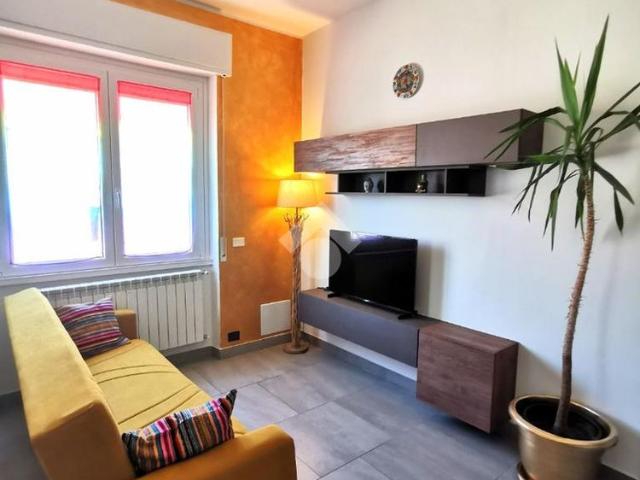 Casa di corte in affitto