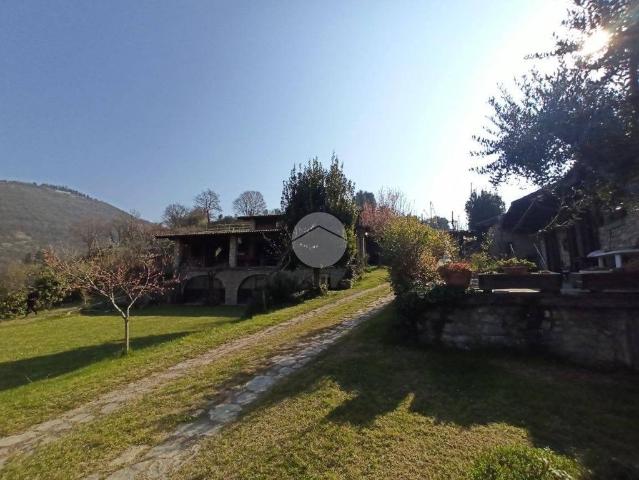 Casa di lusso di 100 mq in vendita Via S. Rocco, 19, Gussago, Lombardia