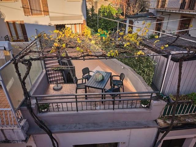 Casa di lusso di 130 mq in vendita Via Bottura, 20, Malcesine, Veneto