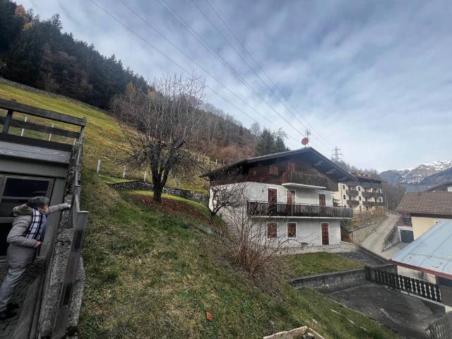 Casa di lusso di 270 mq in vendita Via dei Ros, Valdisotto, Sondrio, Lombardia