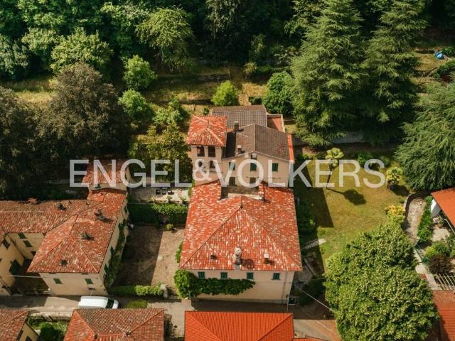 Casa di lusso di 600 mq in vendita Via Giuseppe Mazzini, 10, Castello Cabiaglio, Varese, Lombardia