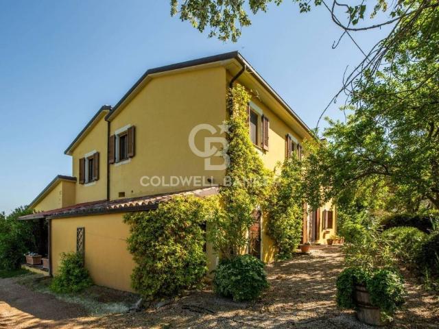 Casa di lusso in vendita Palombardo, Snc, Gualdo Cattaneo, Perugia, Umbria