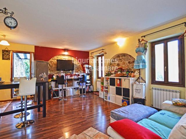 Casa di paese in vendita a Vallebona