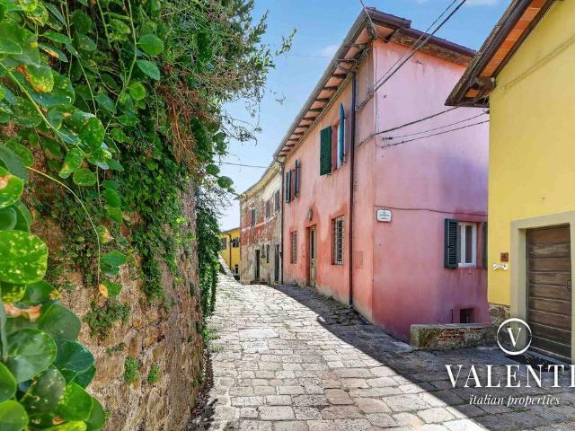 Casa di lusso di 131 mq in vendita Via dell'indipendenza,5, Buggiano Castello, Pistoia, Toscana