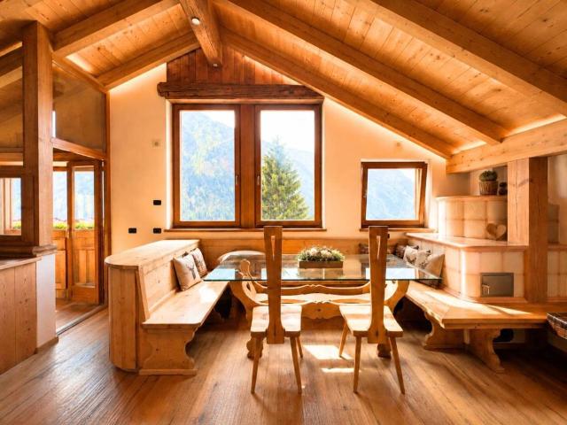 Casa di prestigio di 210 mq Loc. Pian, 15, Campitello di Fassa, Trentino Alto Adige