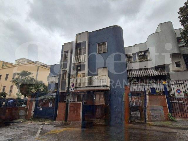 Casa di prestigio di 230 mq in vendita Via Luigi Iacono, Torre Annunziata, Napoli, Campania
