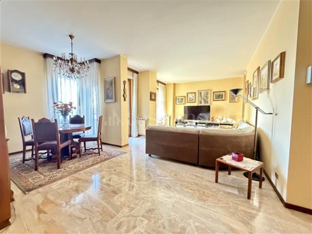 Casa di 140 mq a Bande Nere, Inganni Milano
