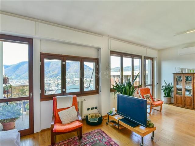 Casa di 140 mq a Prudenziana, Torno Como