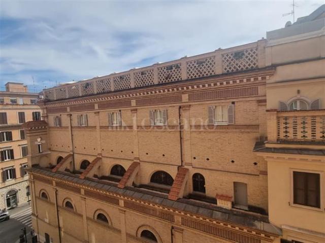 Casa di 140 mq a Termini, Repubblica Roma