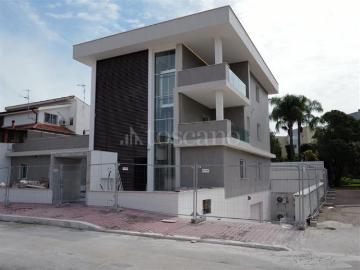 Casa di 144 mq a Cucchiarelli, Quartiere Europa Latina