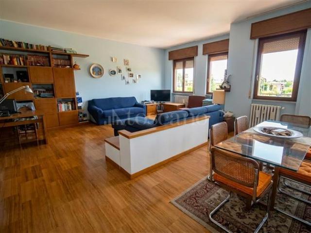 Casa di 144 mq a Corsico