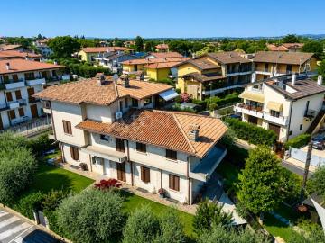 Casa di 145 mq a Centro Sirmione