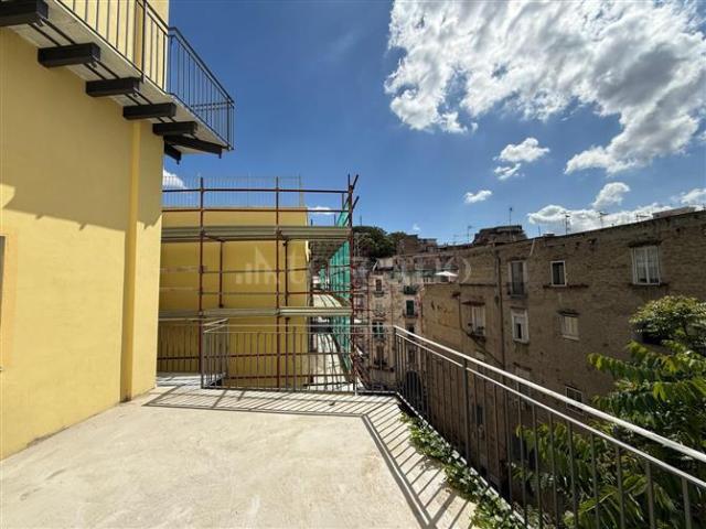 Casa di 1500 mq a San Carlo All'Arena, Sanità Napoli