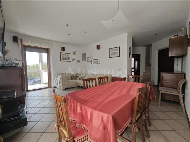 Casa di 150 mq a Petriccio, Acquacalda, Vico Alto, San Miniato Siena