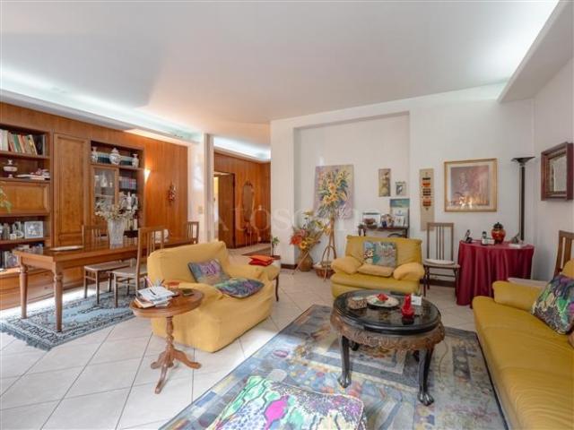 Casa di 150 mq a Santa Rita, Mirafiori Nord Torino