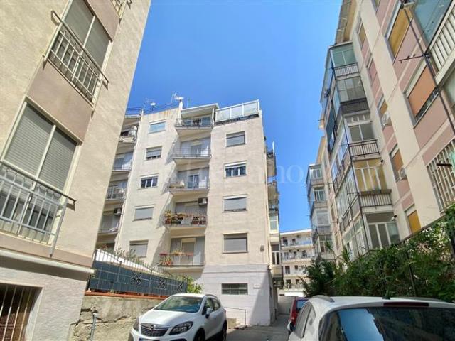 Casa di 157 mq a Litoranea, Panoramica, Villaggio Pace Messina
