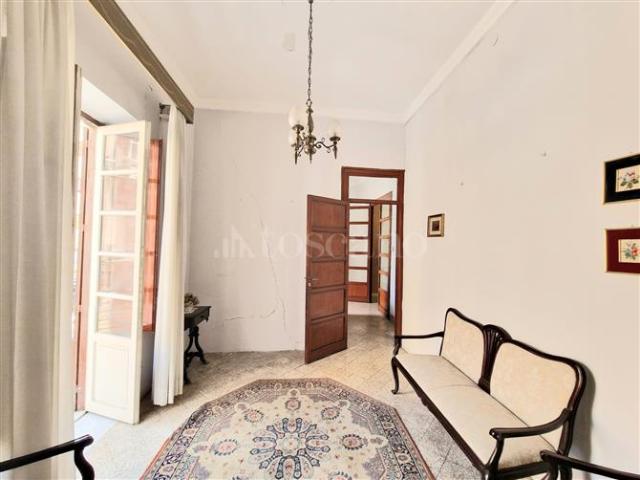 Casa di 155 mq a Porto, Borgo Vecchio, Roma, Cavour Palermo