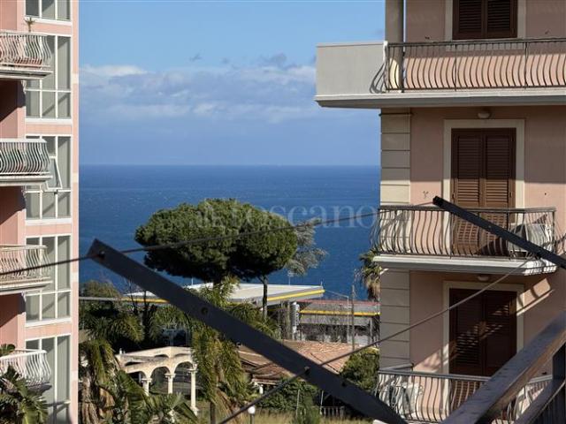 Casa di 158 mq a San Cosmo, Corso Italia, Piazza Dante Acireale