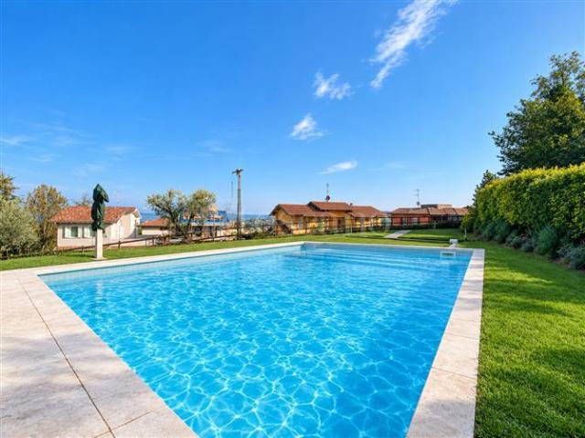 Casa di 160 mq a Polpenazze del Garda