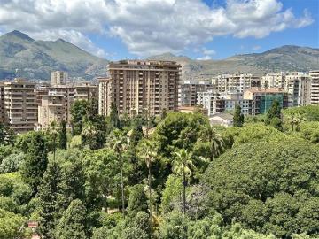 Casa di 170 mq a Fiera, Montepellegrino Palermo