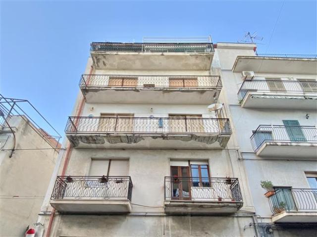 Casa di 183 mq a Centro Giardini Naxos