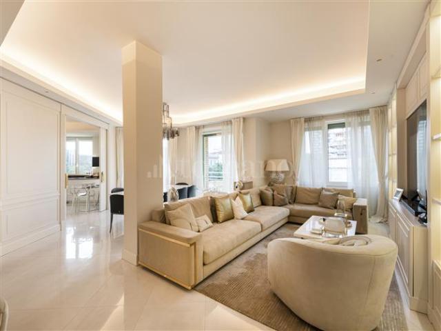 Casa di 170 mq a Garibaldi, Moscova, Porta Nuova Milano