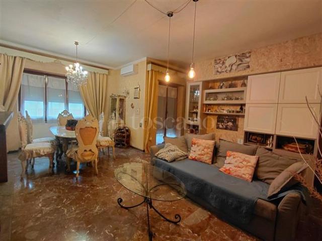 Casa di 195 mq a Ciampino