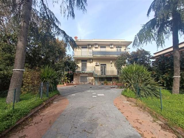 Casa di 103 mq a Centro San Giovanni la Punta