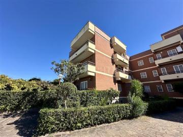 Piazza Santa Maria Regina - Balcone, Cantina