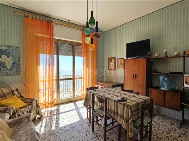 Casa di 100 mq a Campo Ascolano Villaggio Tognazzi Pomezia