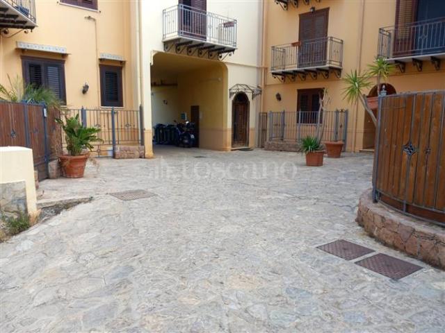 Casa di 100 mq a Centro Santa Flavia