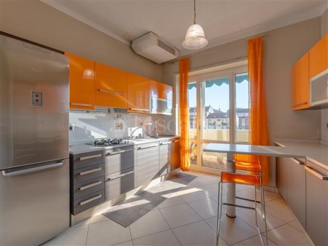 Casa di 100 mq a Santa Rita, Mirafiori Nord Torino