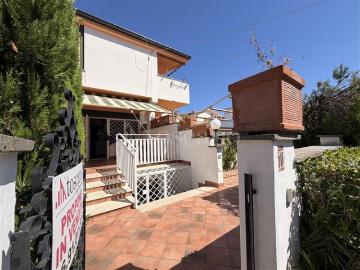 Casa di 100 mq a Tor San Lorenzo Lido Ardea
