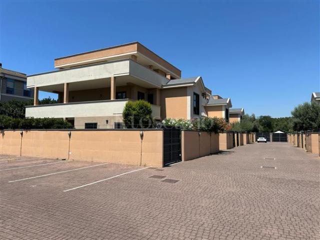 Casa di 101 mq a Acilia, Casal Bernocchi, Centro Giano, Dragona, Malafede, Vitinia Roma