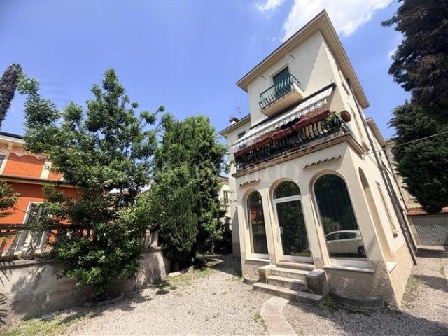 Casa di 105 mq a Centro Verona
