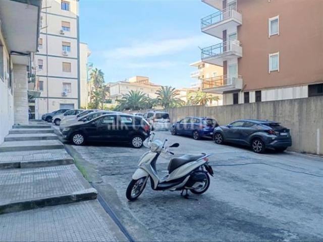 Casa di 110 mq a Tica, Zecchino, Bosco Minniti, Santa Panagia Siracusa