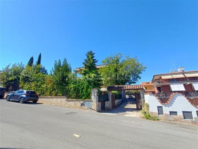Casa di 111 mq a Labaro, Prima Porta, Valle Muricana Roma