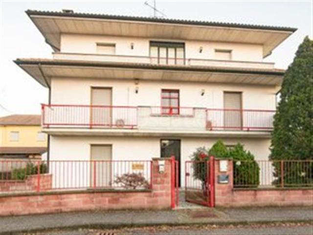 Casa di 115 mq a Bressana Bressana Bottarone