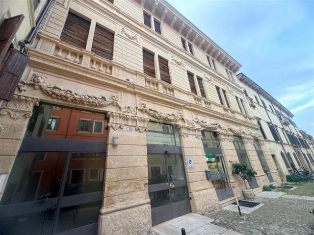 Casa di 115 mq a Centro Verona