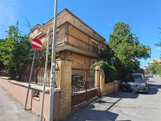 Casa di 115 mq a Ciampino
