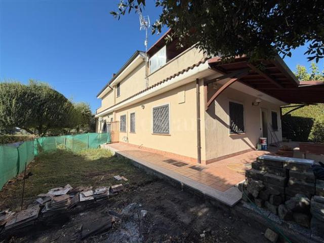 Casa di 120 mq a Casalotti, Casal Selce, Maglianella Roma