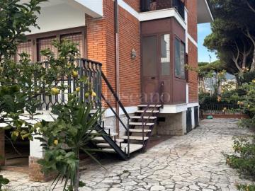 Casa di 120 mq a Lungomare Circe, Via Badino Terracina
