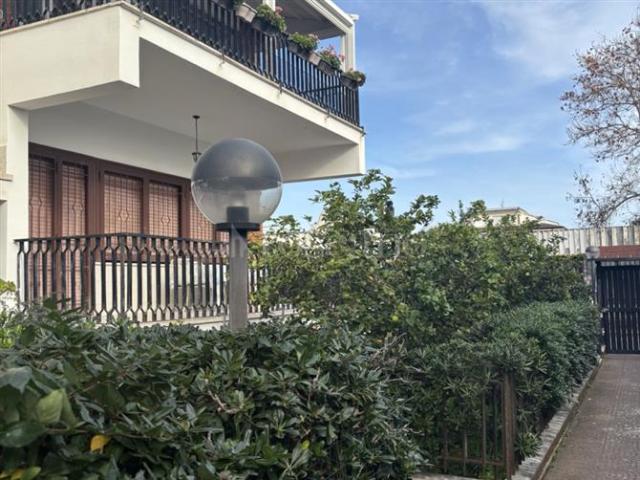 Casa di 120 mq a Lungomare Circe, Via Badino Terracina