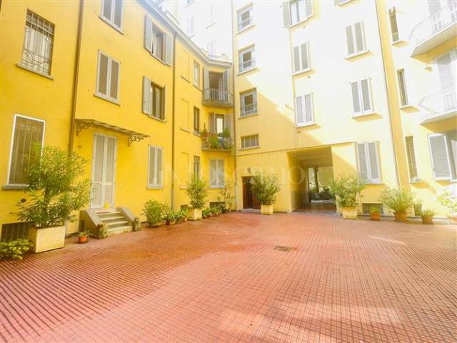 Casa di 120 mq a Solari, Washington Milano