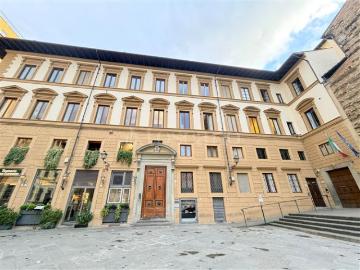 Casa in vendita a Centro di Firenze - Ascensore