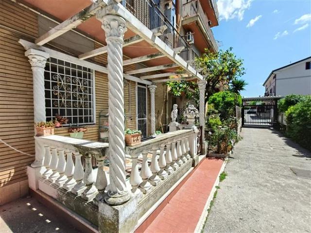 Casa di 130 mq a Anagnina, Romanina, Tor Vergata Roma