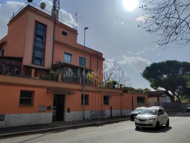 Casa di 130 mq a Appio Latino, Colli Albani Roma