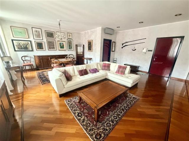 Casa di 135 mq a Porta Venezia, Indipendenza Milano